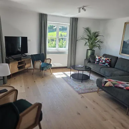 Haus Koenigsreiter, Der Besondere Platz アパート Altmünster